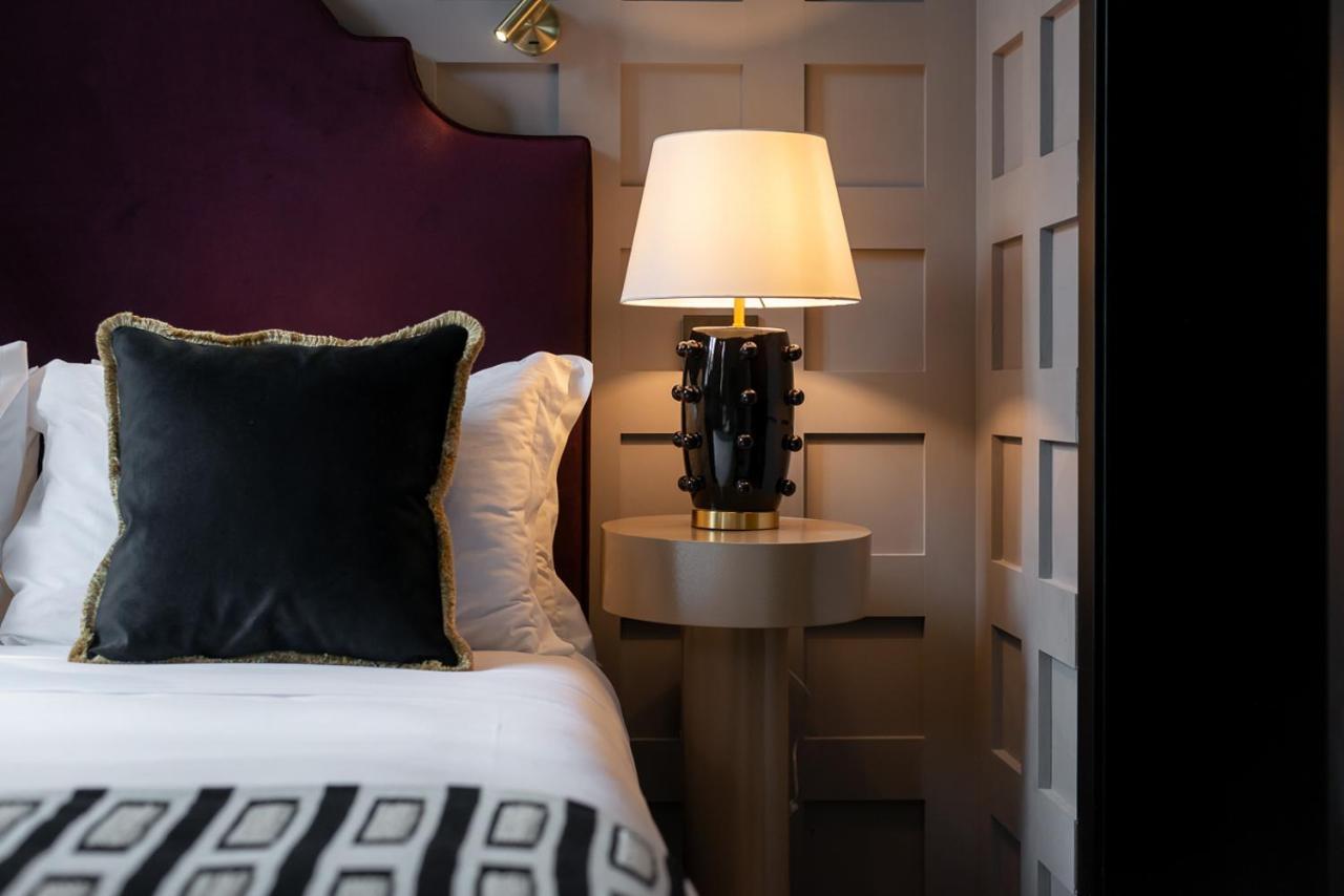 The Couper Sant'Andrea Hotel Милано Екстериор снимка